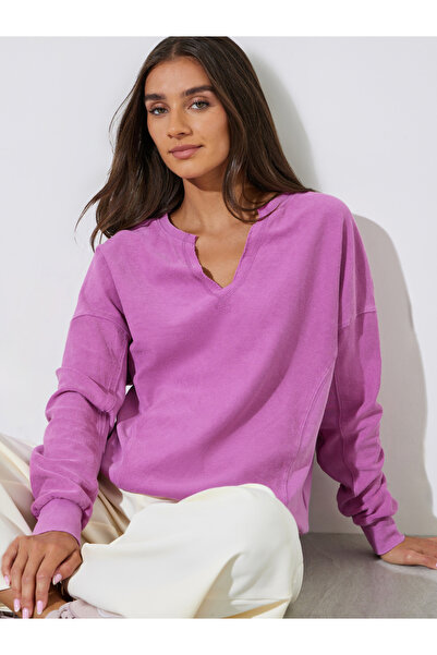Styli Pink Solid V-Neck Oversized Sweatshirt