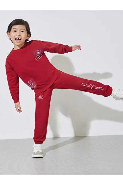 Styli Boys Red Graphic Print Regular Fit Sweatshirt and Joggers Set