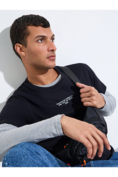 Styli Men Black Text Print Regular Fit Jersey T-Shirt