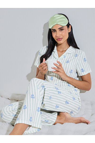 Styli Green All Over Print Short Sleeves Shirt and Straight Pants Pyjama Set