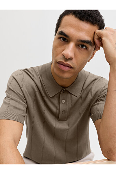 Jack & Jones قميص بولو محبوك بنسيج بني