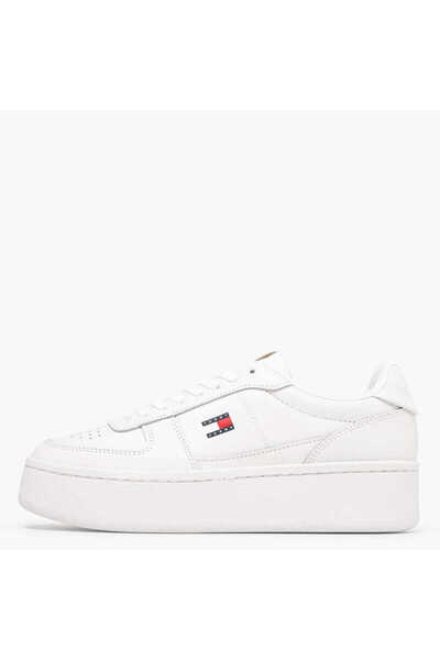 Tommy Hilfiger Women's Brand Logo Sneakers in Ecru, Suitable for Daily Use