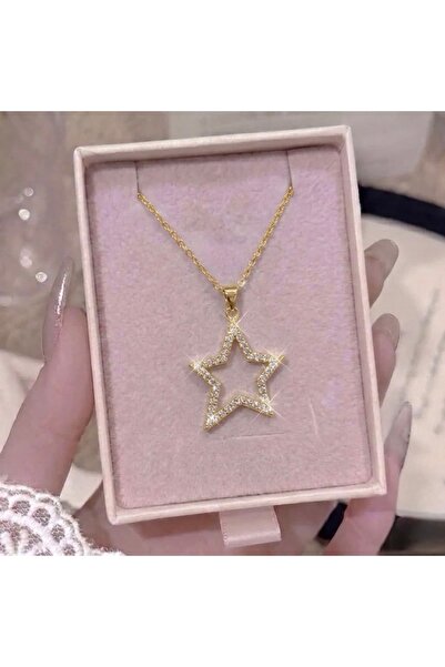 Heda Jewelry قلادة نجمة غير متماثلة - قلادة أنيقة على شكل نجمة مرصعة بحجر الز...