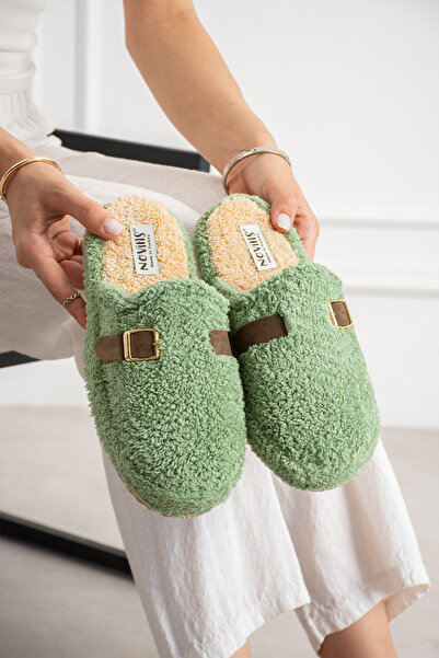 NOVİNS Women's Plush House Slippers with Buckle, Soft Furry, Silent Sole, Win...