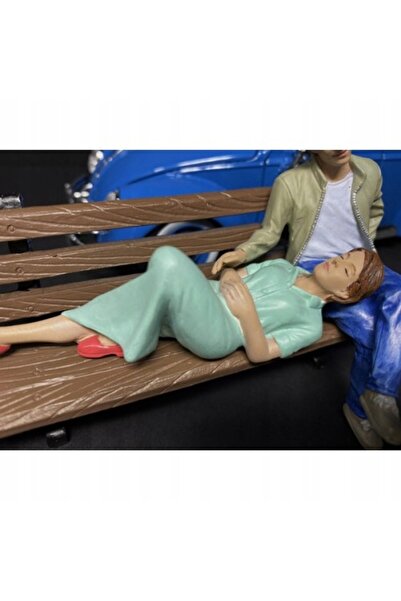 NO BRAND AMERICAN DIORAMA Figurka Iubitori Așezați - Figura II 1:18