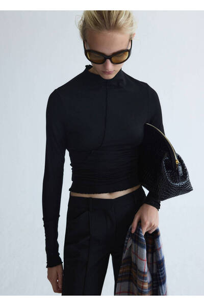 MANGO Woman Lyocell T-shirt with seam detail