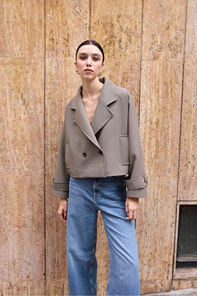manana fashion Double-Breasted Short Trench Jacket with Pocket Detail