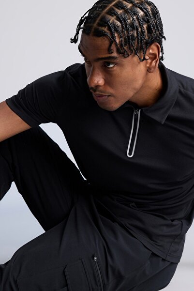 DeFacto Ultra Soft Stretch Fabric Standard Fit Short Sleeve Half Zipper Zippe...