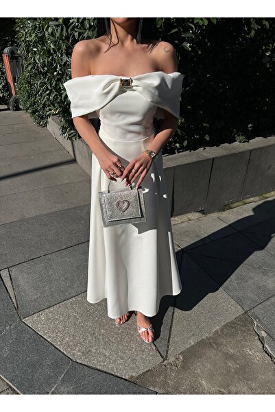 Clothes Fast Women's White Carmen Collar Off-The-Shoulder Drape Detailed Acce...