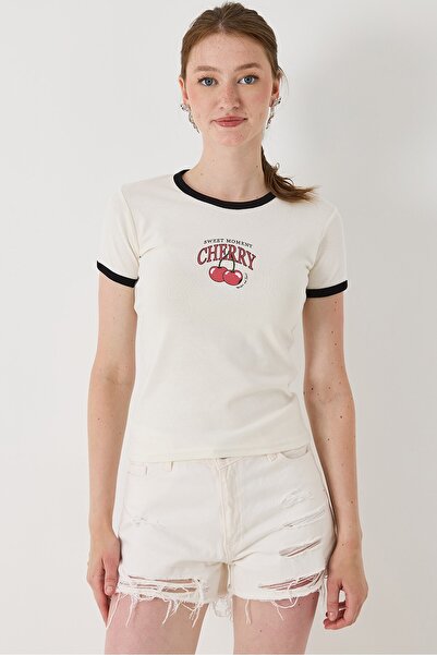 Raneel Kazançlı Alışveriş Women's Slim Fit Cherry Printed Short Sleeve Tshirt...