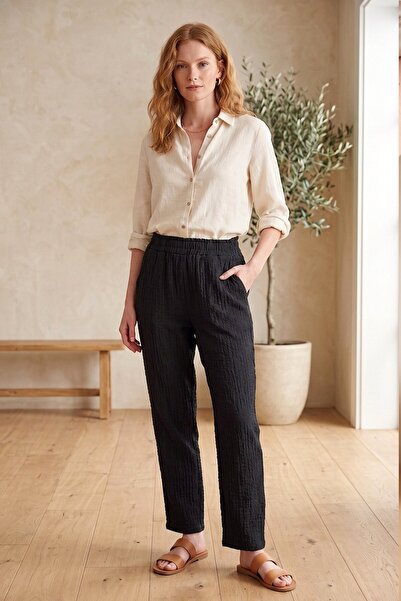 hadiora Black Elastic Waist Pocketed Bubble Textured Relaxed Fit Palazzo Trou...