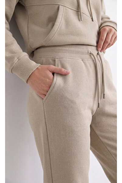 STRAVON Women's 3 Thread Winter Thick Puff Fabric Tracksuit Set with Side Pockets and Fleece Inside