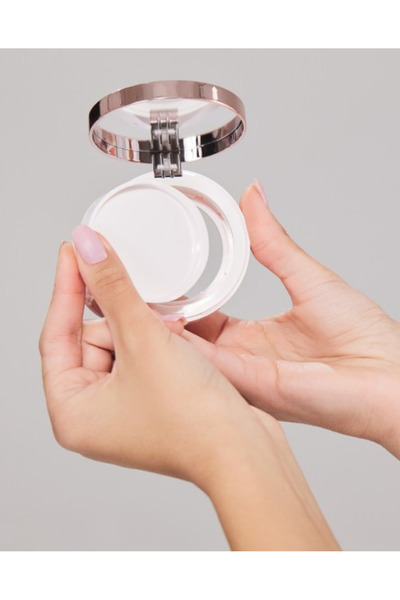 Faberlic Baby Face Foundation Sponge Replacement Product, Tone "Light Sand"