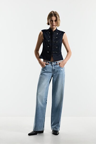 LEFTIES Distressed straight jean
