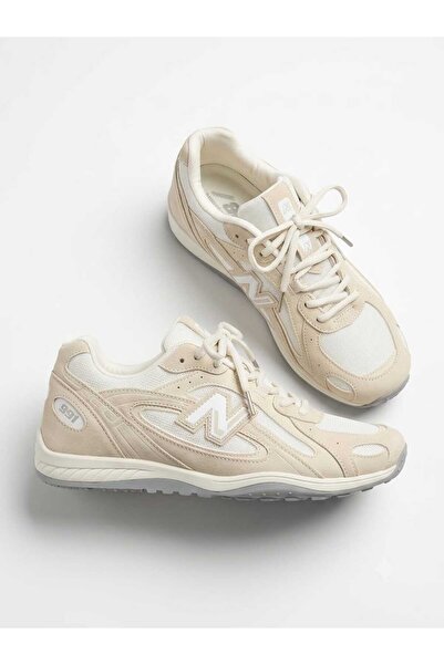 Generic Women's Beige Retro Running Sneakers Casual Lace-Up Comfort Shoes