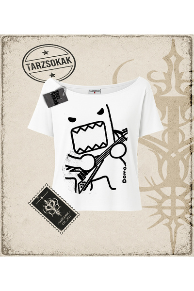 Tarzsokak Gotik & Grunge STREETWEAR Domo Kun Guitarist Y2K Kayık Yaka Tişört