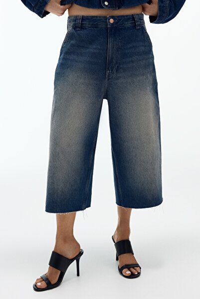 Bershka Skater kesim denim bermuda şort