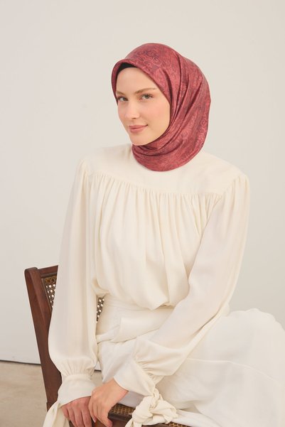 Silk Home Eșarfă strălucitoare cu model etnic coral