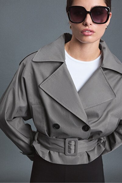 Stradivarius Short trench coat with padded shoulders