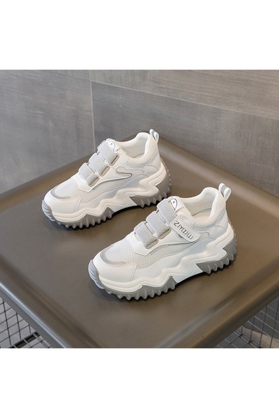 dorbe Women's Gray and White Chunky Sneakers