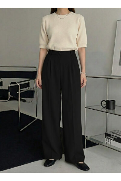 Foremia Front Pleated Detail Palazzo Trousers-Black