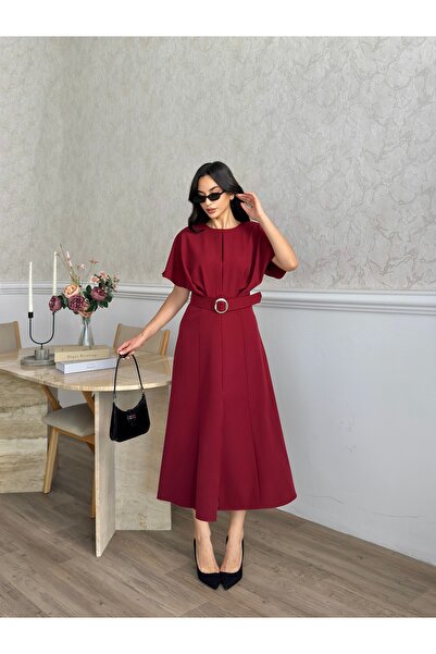 MODA DURAĞI Rochie midi de calitate, cu fantă și cordon