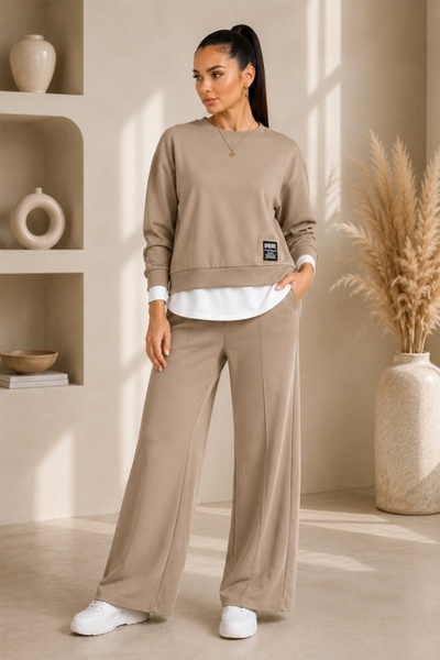 FashionForYou Ținută casual LUNARIA, cu o bluză lejeră și pantaloni largi, Cr...