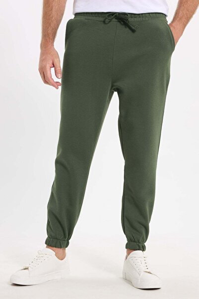 Tudors Unisex Relax Fit Relax Fit Raster 3-Pocket Elastic Jogger Leg Green Sw...