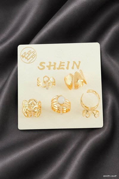 ZERO LAND Spt-Gld 6 Pieces Heart Luxury Joint Ring (232901) Yellow