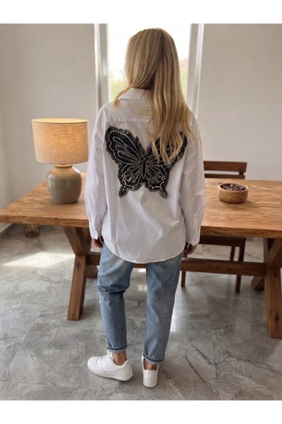 Blanc by Beyza Arkası kelebek nakışlı boyfriend gömlek