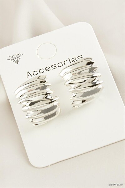 ZERO LAND Spt-Gld Twisted New Season Metal Earrings (11409) Silver Color