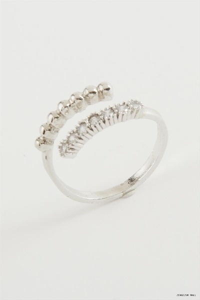 ZERO LAND Zngzrmll Single Row Stone Ring (30852) Silver Color