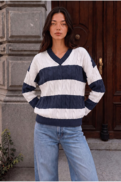 Valiberta Bianca Double Color Braided V-Neck Women's Knitwear Sweater - Indigo