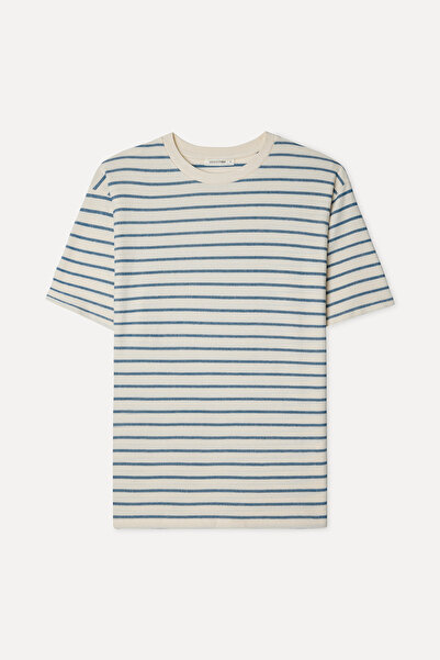 Mudo Men's Blue Striped Comfort Fit Crew Neck T-Shirt