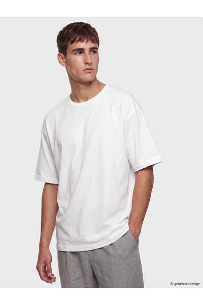 LC Waikiki Vizyon New Season White Crew Neck Men's Combed Cotton T-Shirt