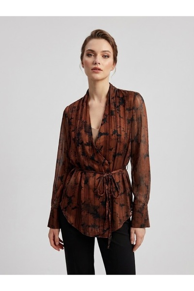 Ekol Batik Desenli Kruvaze Bağlamalı Şifon Bluz 1025
