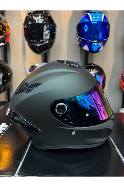 MT Helmets Targo S Pure Mat Siyah kask siyah vizörlü