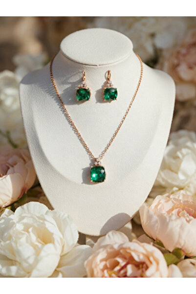 FAYRA ACCESSORIES Crystal Stone Baguette Earrings and Necklace Set