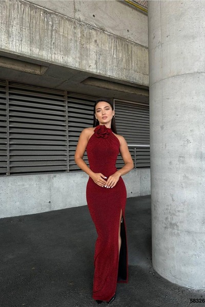 Euro Class Crew Neck Slit Fish Cut Evening Dress
