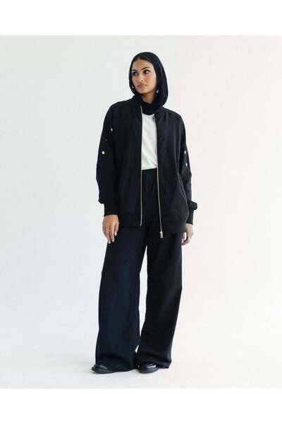 Glow Noir Stud Set