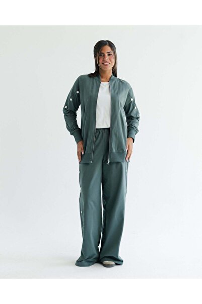 Glow Khaki Stud Set