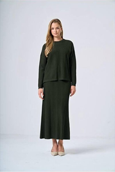 Nuss 701 Skirt Suit with Button Detail