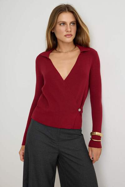 Trendyol Collection Burgundy Double-Breasted Closure Tie-Detail Knitwear Swea...