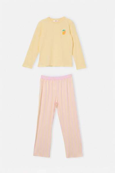 TRENDYOLKIDS Yellow Girls Printed Knitted Top and Bottom Pajama Set Tkdaw26Pt...