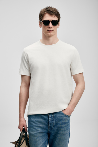 Lufian Soft Modern Graphic T-Shirt Off-White