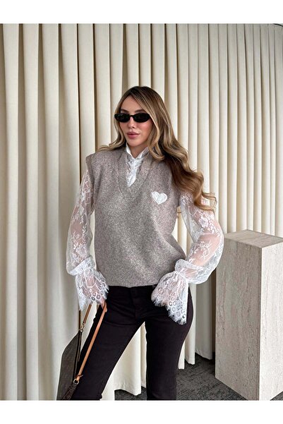 Laluvia Mink Heart Embroidered Sweater with Lace Sleeves and Collar - 1247