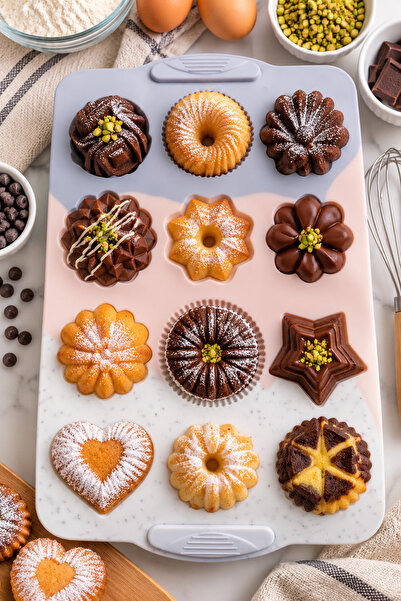 Muhtelif 12 Desenli Renkli Silikon Kek Muffin Çikotalata Kalıbı