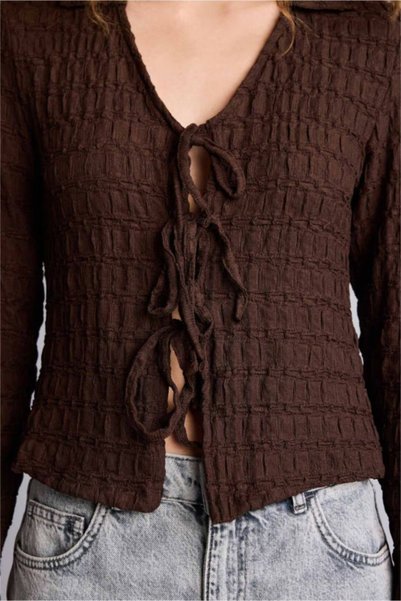 DeFacto Fitted Shirt Collar Wrinkled Textured Long Sleeve Blouse G9513Ax26Sp