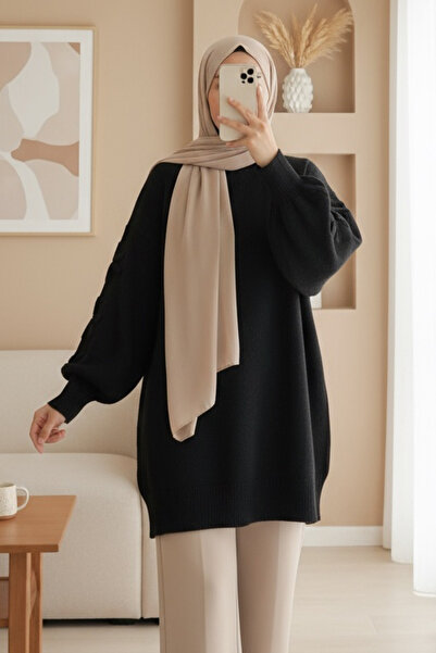 Modamorfo Round Neck Soft Knit Sweater with Handle Flower Detail - Black