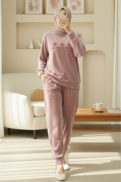 Modamorfo Embossed Lettered French Velvet Pajama Set -G.Kurusu